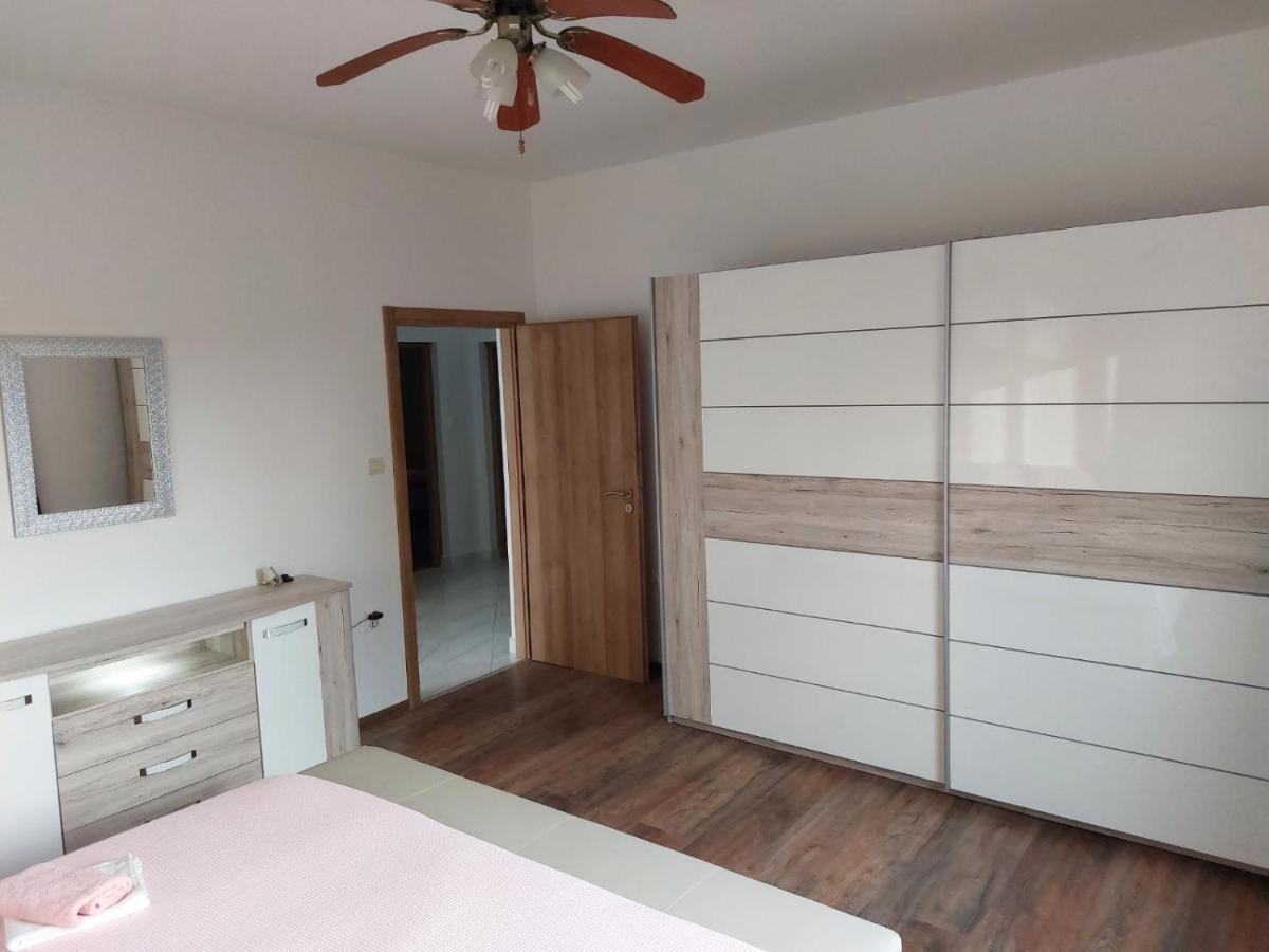 Apartments Baksa 坎法奈尔 外观 照片