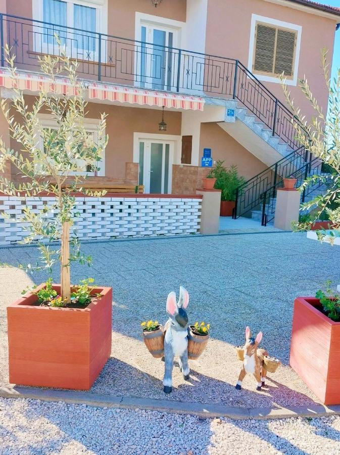 Apartments Baksa 坎法奈尔 外观 照片